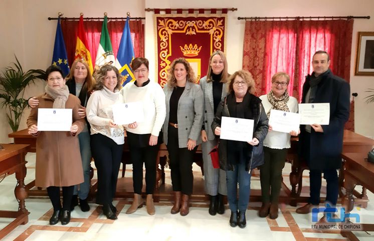 Luz Mª Caraballo y María Naval mantienen un encuentro con las asociaciones beneficiarias de las subvenciones de Bienestar Social