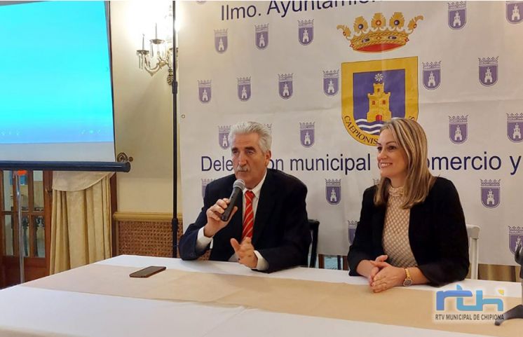Presentada la plataforma online Marketplace y un video que promociona las compras en los comercios de Chipiona