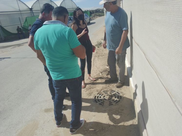 El PP se reune con los vecinos del Camino de los Rizos que muestran su preocupación sobre las recientes obras de drenaje realizadas 